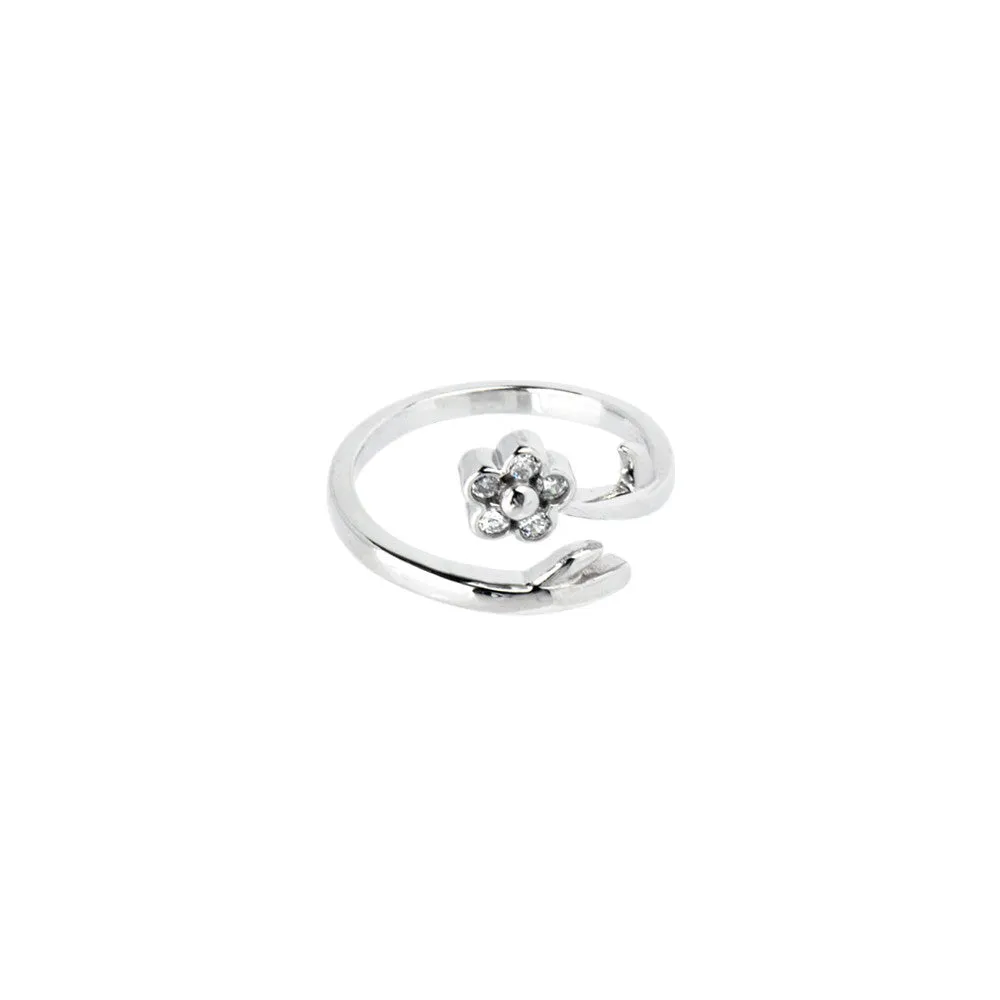 10k White Gold Gem Flower Cubic Zirconia Toe Ring