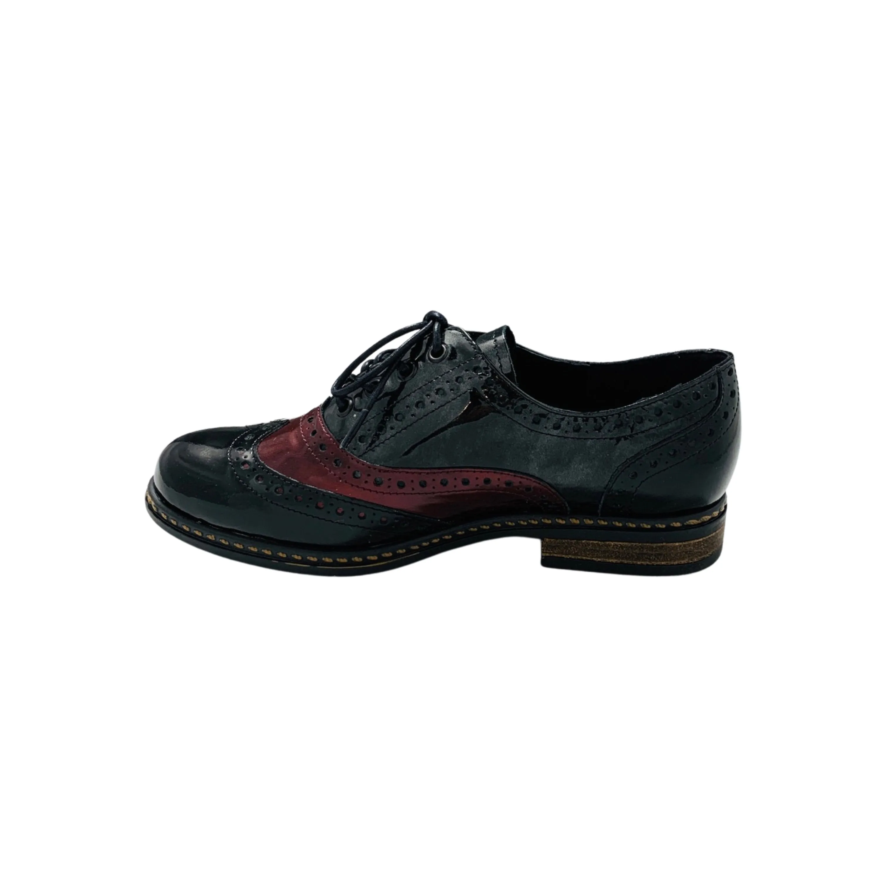 Edoba Black Burgundy Patent Lace up