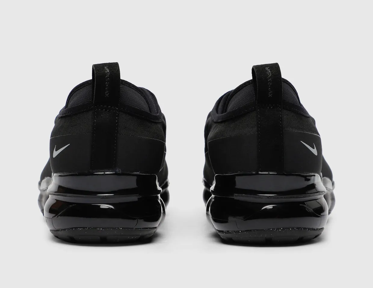 Nike Air Vapormax Moc Roam Black / Metallic Silver