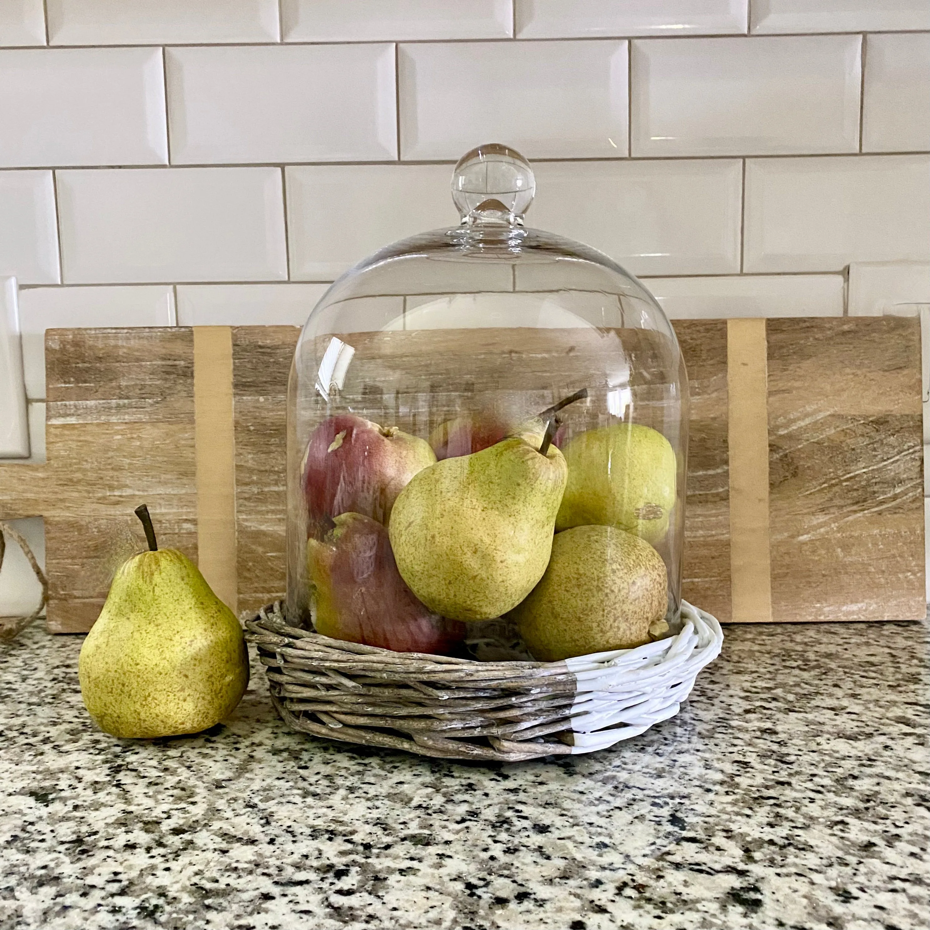 Set/2 Handcrafted Market Pears