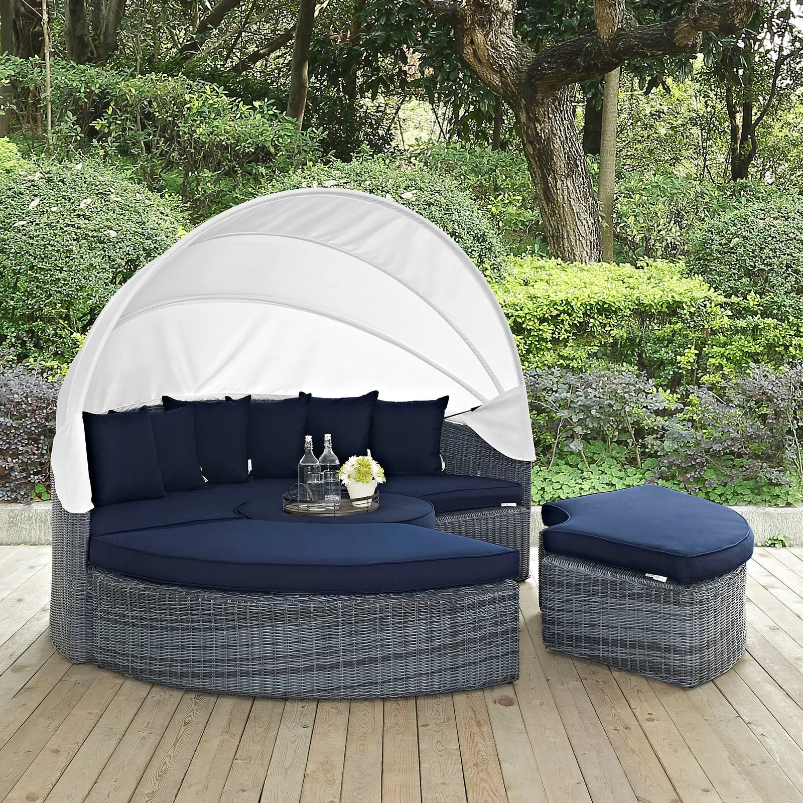 Summon Canopy Outdoor Patio Sunbrella Daybed in Canvas